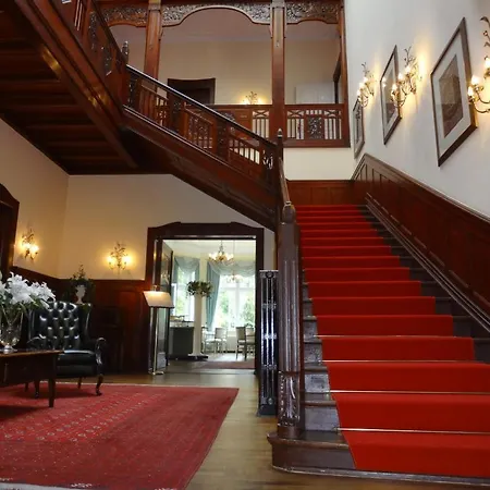 Hotel Oasis Hotel 4*