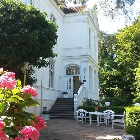Hotel Oasis Hotel 4*