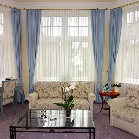 Hotel Hotel Oasis 4*